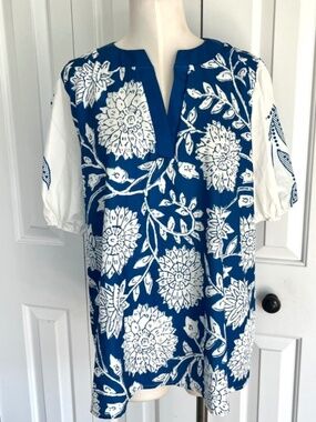 Cherry Betty Floral Puff Sleeve Blouse NWT